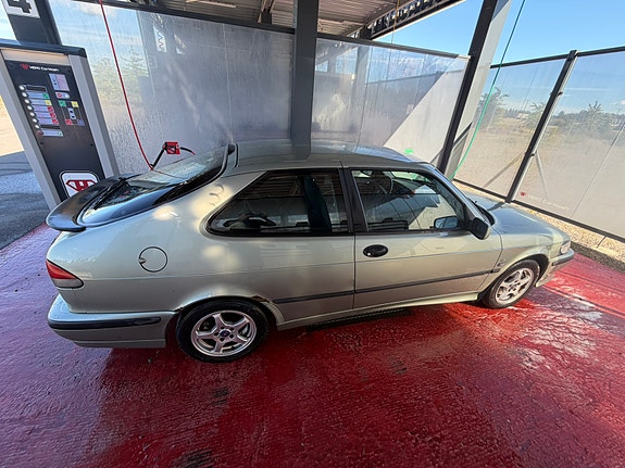 Saab 9-3 5 of 7