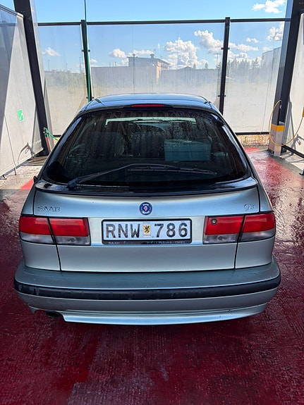 Saab 9-3 4 of 7