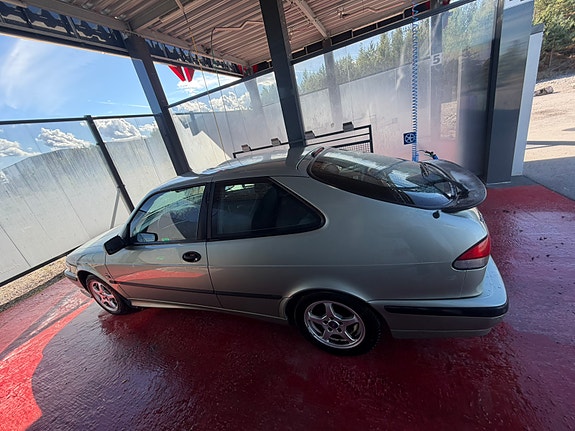 Saab 9-3 2 of 7