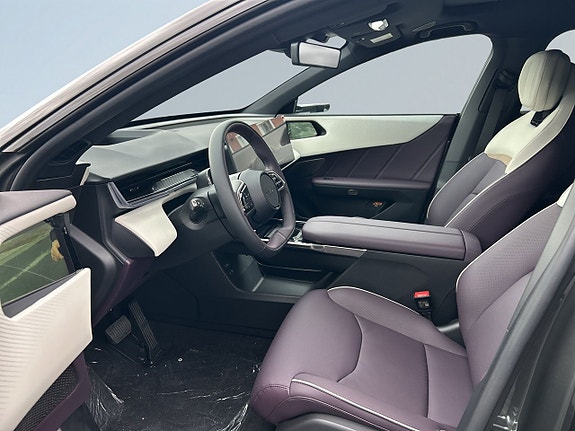 Mazda CX-6e 7 of 27