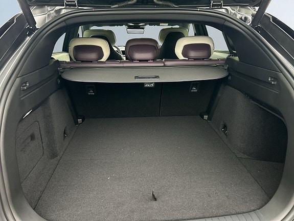 Mazda CX-6e 12 of 27