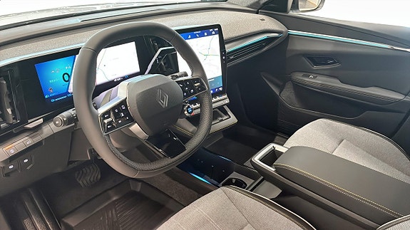 Renault Scenic E-Tech 14 of 25