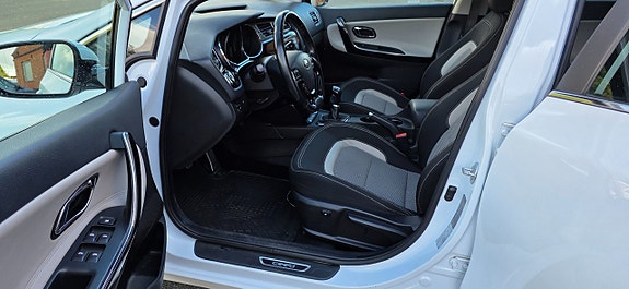 Kia Ceed 13 of 17