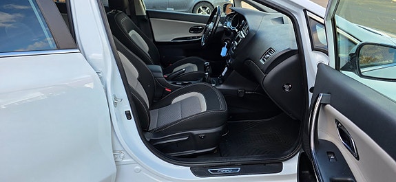 Kia Ceed 9 of 17