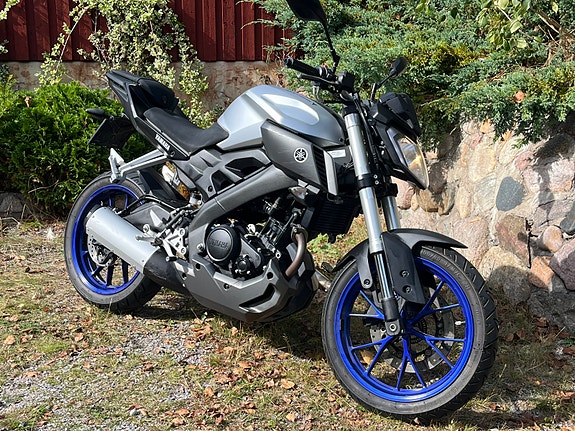 Yamaha MT-125 3 of 5