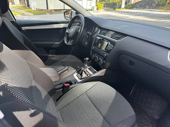 Skoda Octavia 8 of 10