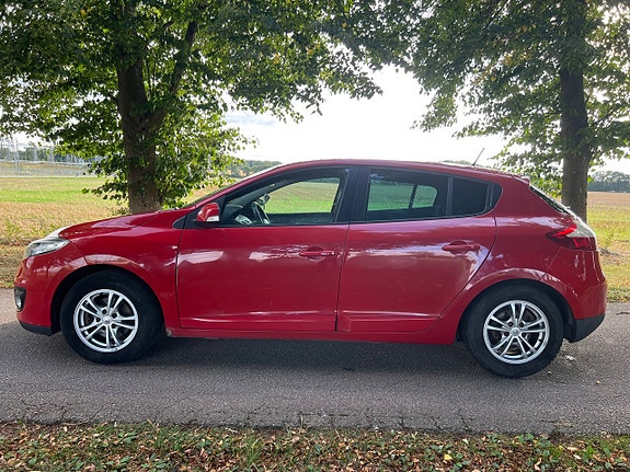 Renault Megane 11 of 15