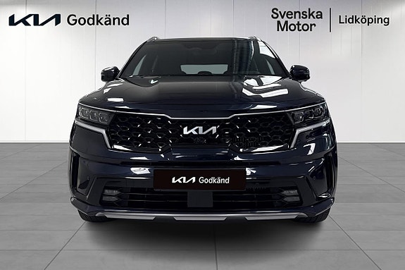 Kia Sorento 2 of 26
