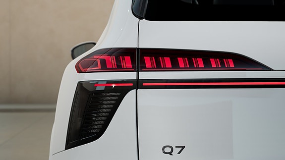 Audi Q7 6 of 11