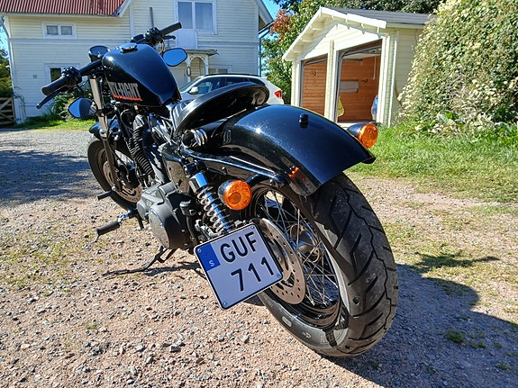 Harley-Davidson Forty-Eight 5 of 8