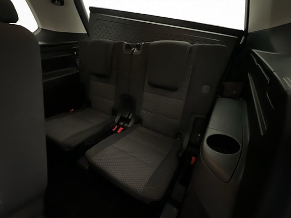 Volkswagen Touran 12 of 30