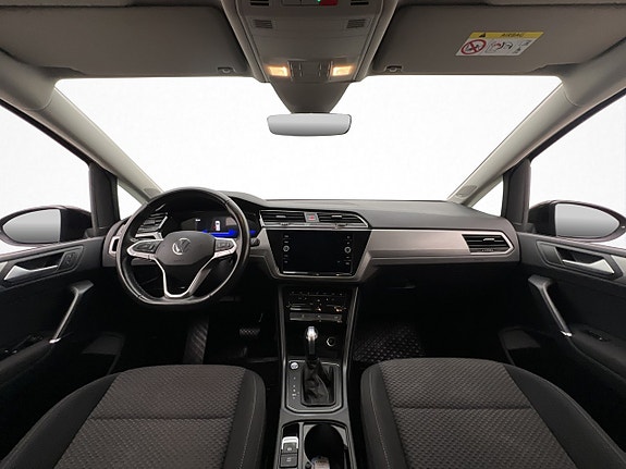 Volkswagen Touran 14 of 30