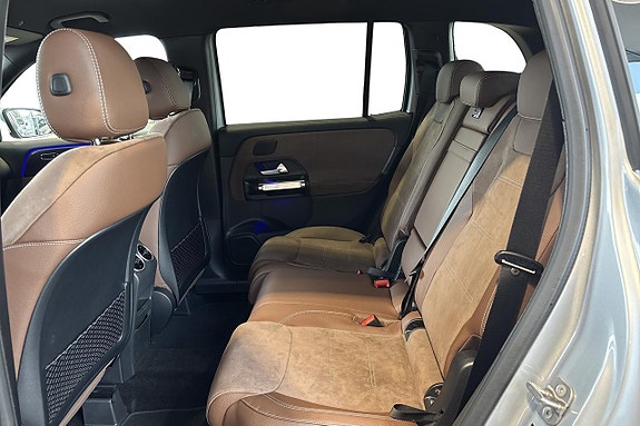 Mercedes-Benz GLB220 d 10 of 15