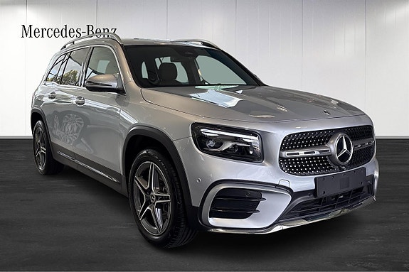 Mercedes-Benz GLB220 d 2 of 15