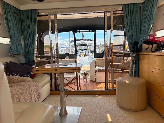 Trevlig Fairline phantom 41 till salu 9 of 14