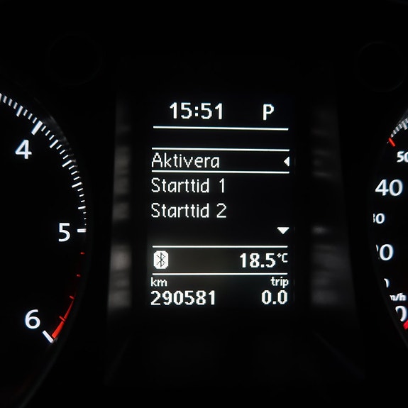 Volkswagen Passat Alltrack 16 of 27