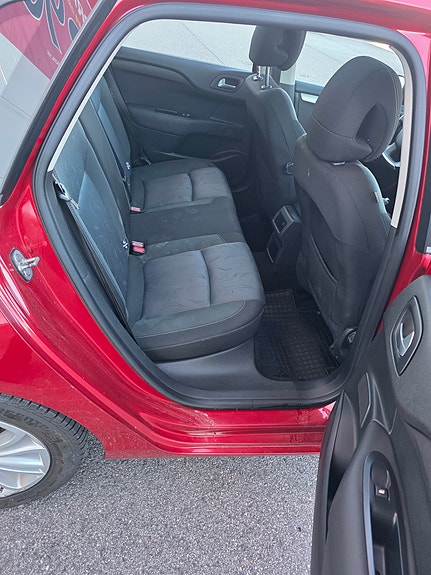 Citroen C4 4 of 12