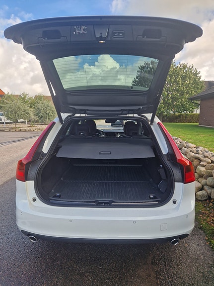 Volvo V90 9 of 13