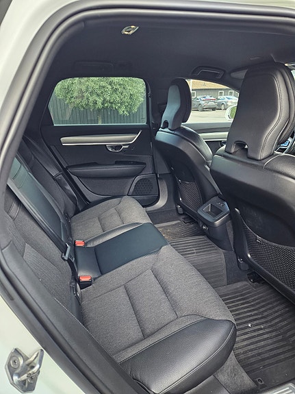 Volvo V90 6 of 13