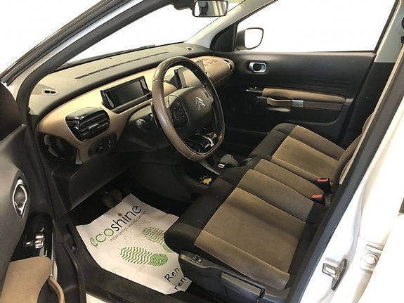 Citroen C4 Cactus 5 of 9