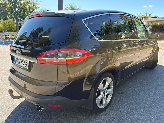Ford S-MAX 3 of 8