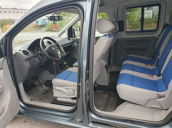 Volkswagen Caddy Maxi 5 of 7