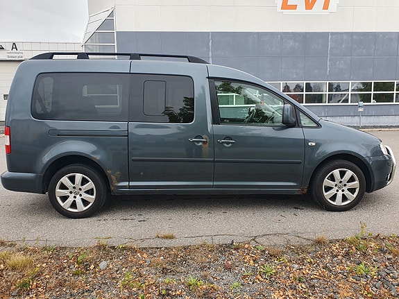 Volkswagen Caddy Maxi 4 of 7
