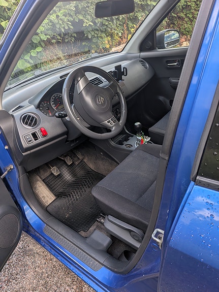 Suzuki Swift 6 of 7