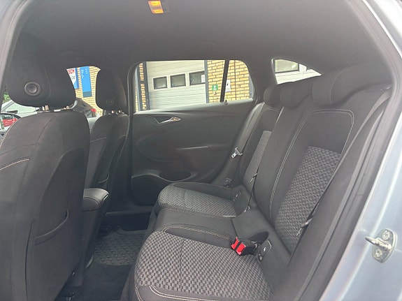 Opel Astra 13 of 30