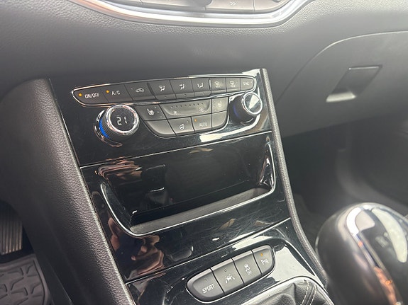 Opel Astra 21 of 30