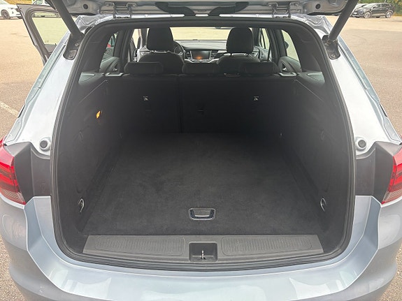 Opel Astra 14 of 30