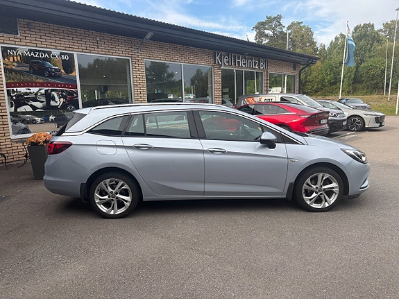 Opel Astra 6 of 30