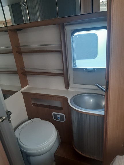 Adria Matrix Axess 670 SC (5 pers) 12 of 24