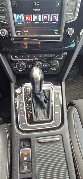Volkswagen Passat Alltrack 5 of 8