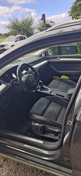 Volkswagen Passat Alltrack 8 of 8