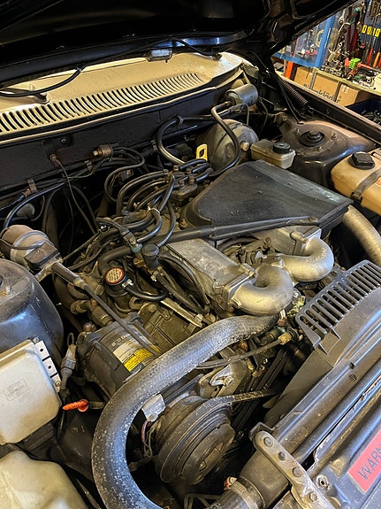 Volvo 262 4 of 7