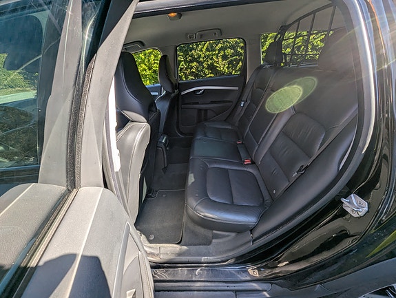 Volvo XC70 6 of 12