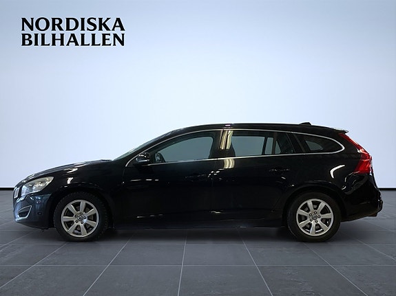 Volvo V60 4 of 15