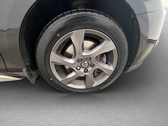 Volvo V40 Cross Country 13 of 30