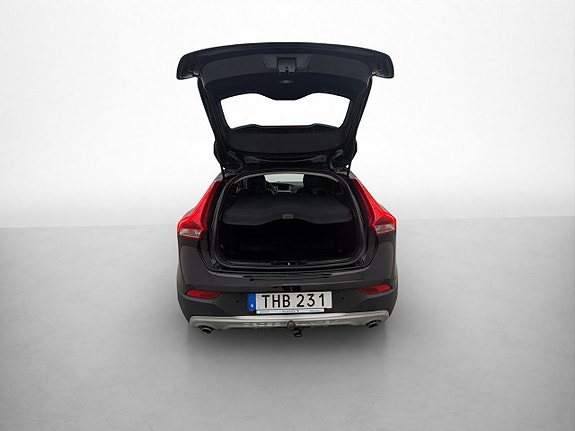 Volvo V40 Cross Country 17 of 30
