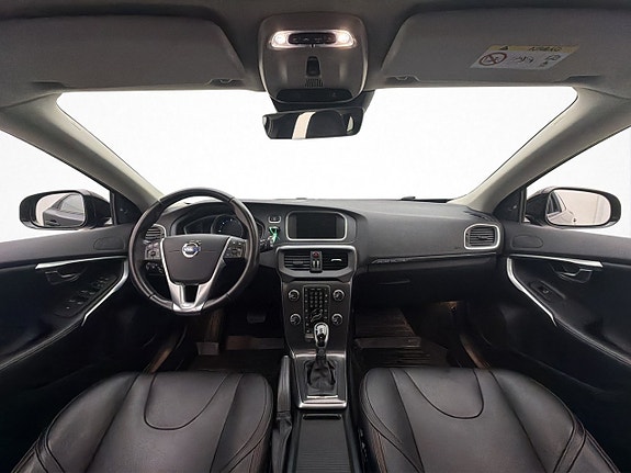 Volvo V40 Cross Country 19 of 30