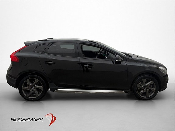 Volvo V40 Cross Country 9 of 30