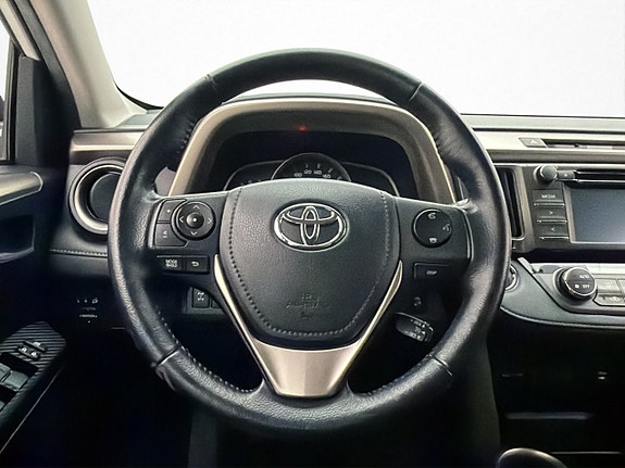 Toyota RAV4 20 of 30