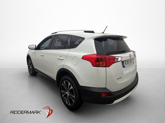 Toyota RAV4 6 of 30