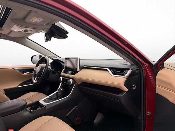 Toyota RAV4 15 of 30