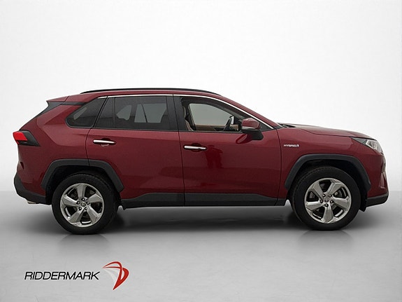 Toyota RAV4 9 of 30