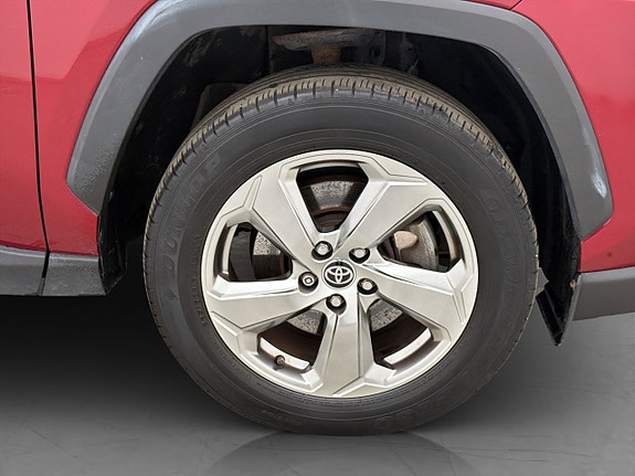 Toyota RAV4 13 of 30