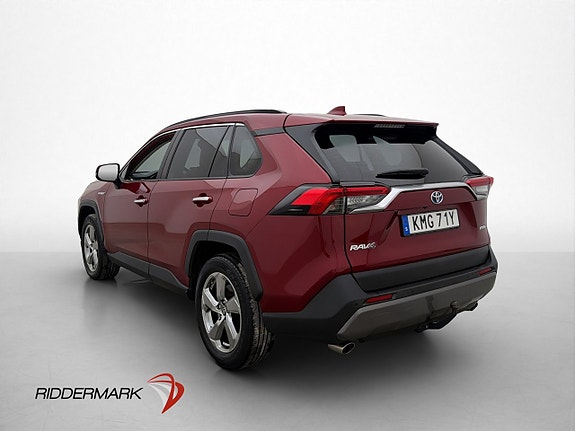 Toyota RAV4 6 of 30