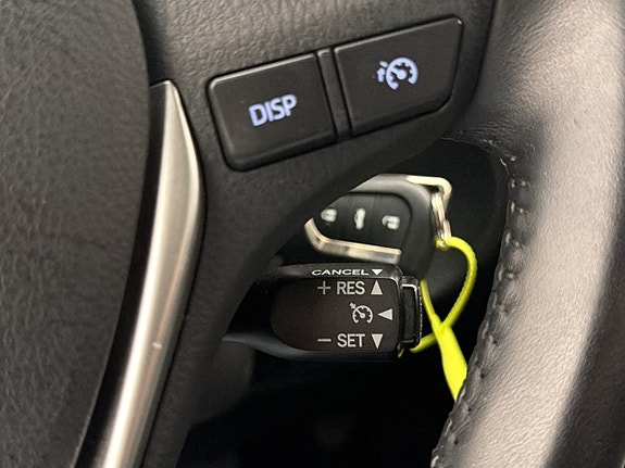 Toyota Auris 29 of 30