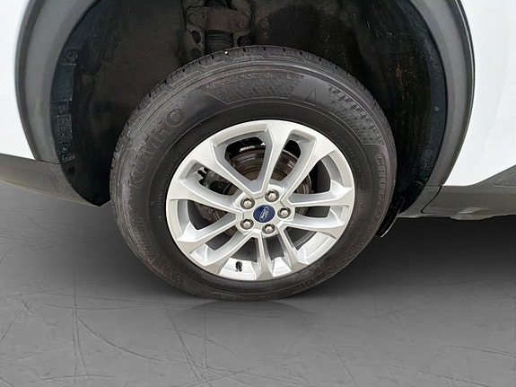 Ford Kuga 12 of 30